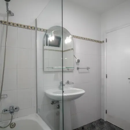 Jiri House Villa Canhas
