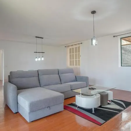 Villa Jiri House Canhas